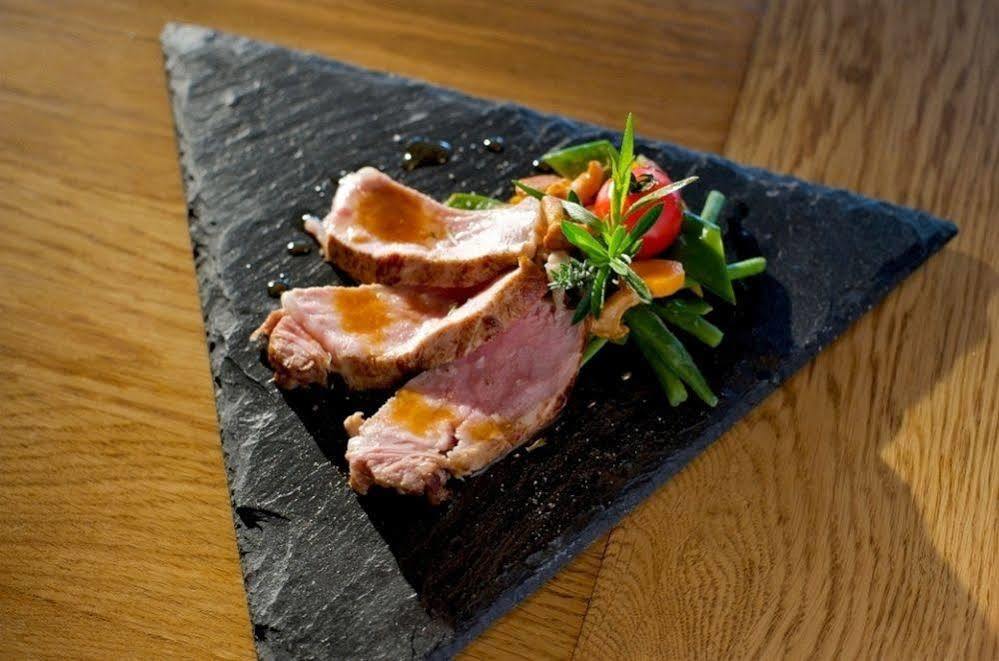 Hotel Restaurant La Tour Dunieres 외부 사진